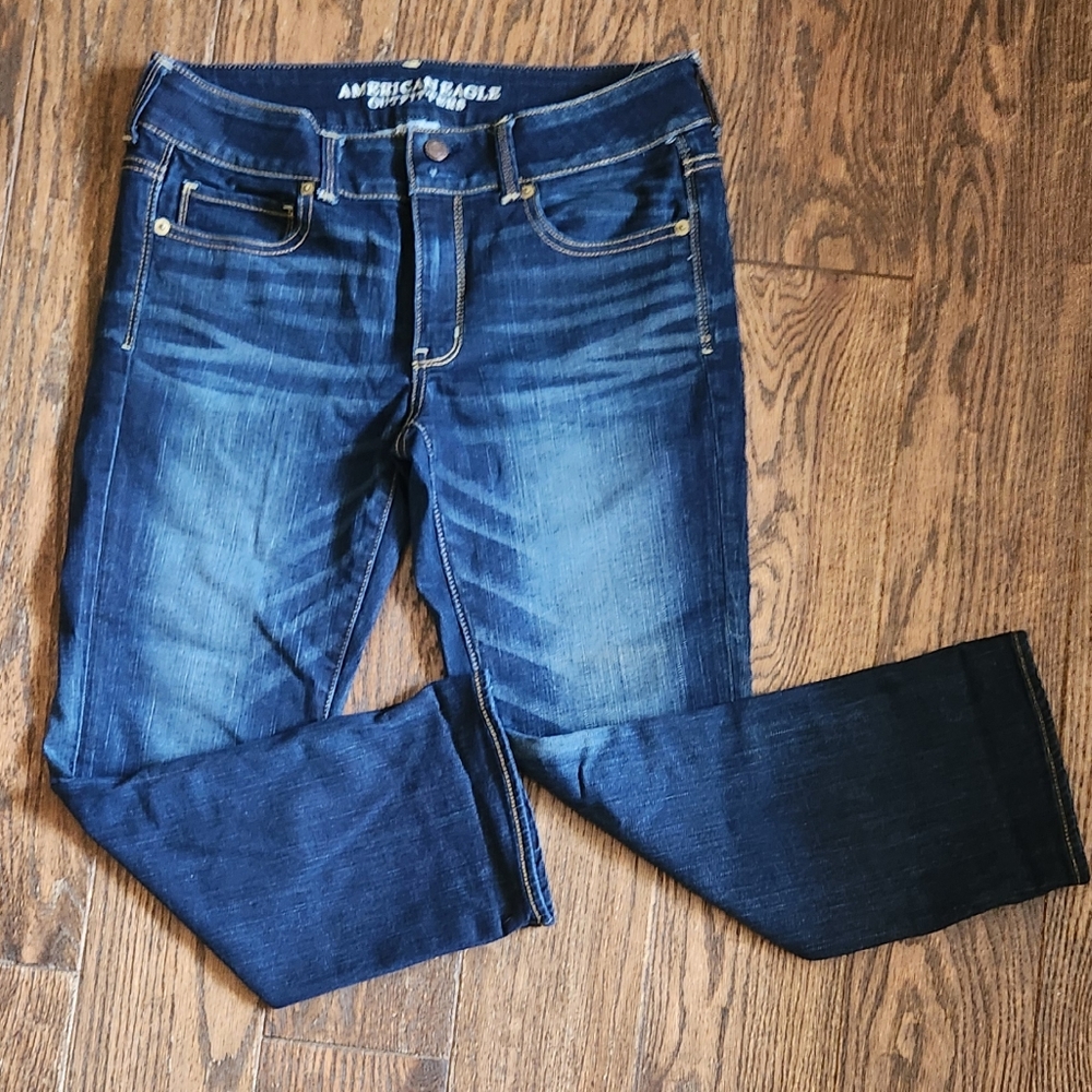 American Eagle Artist Crop size 10 Jeans